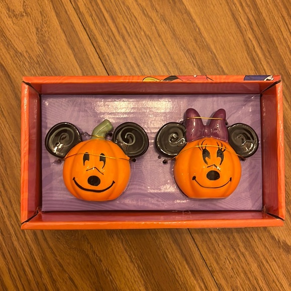 Disney Other - Disney Halloween Minnie and Mickey salt and pepper shaker’s
